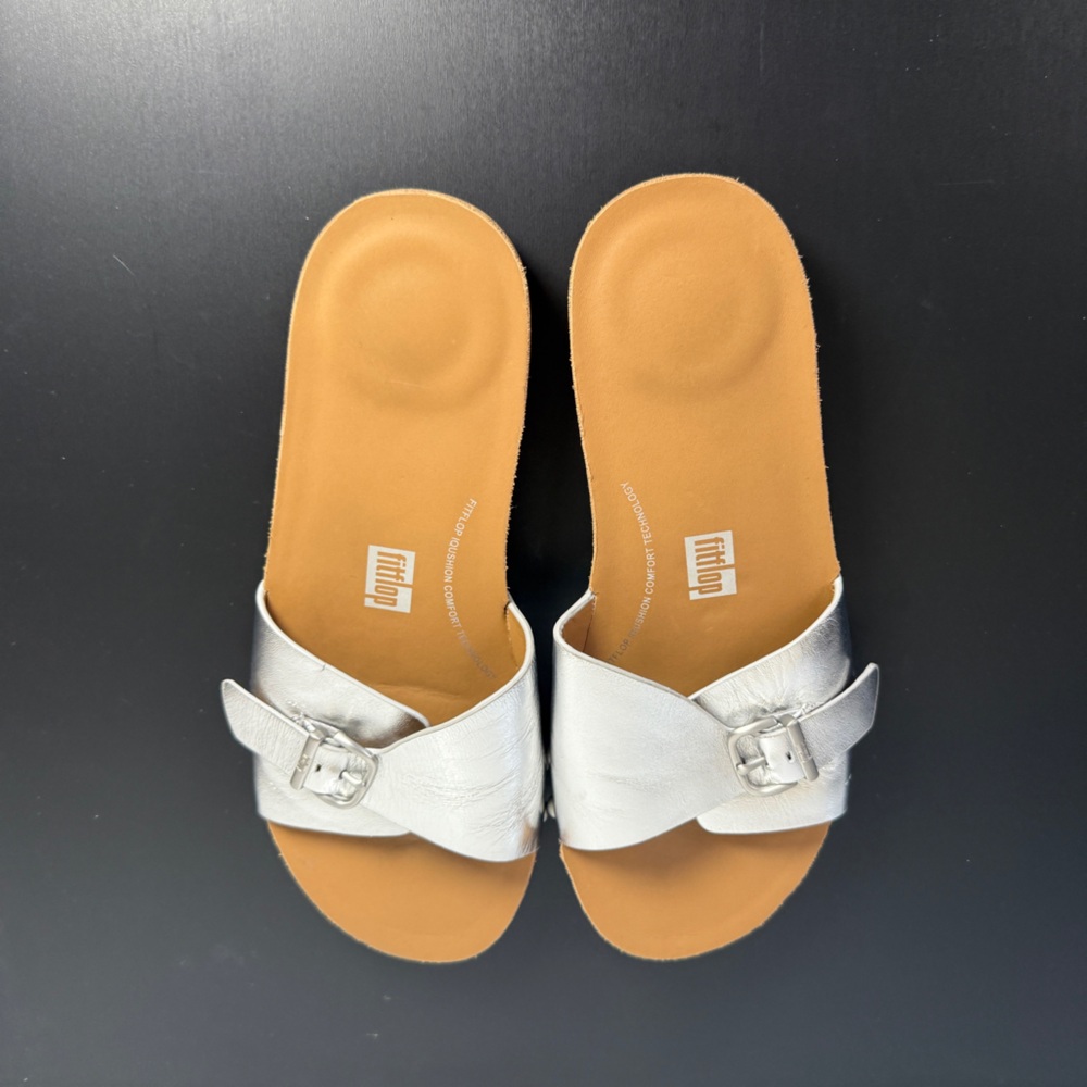 Fit Flop Silver Adjustable Strap Metallic Sandals - - Picture 4 of 7